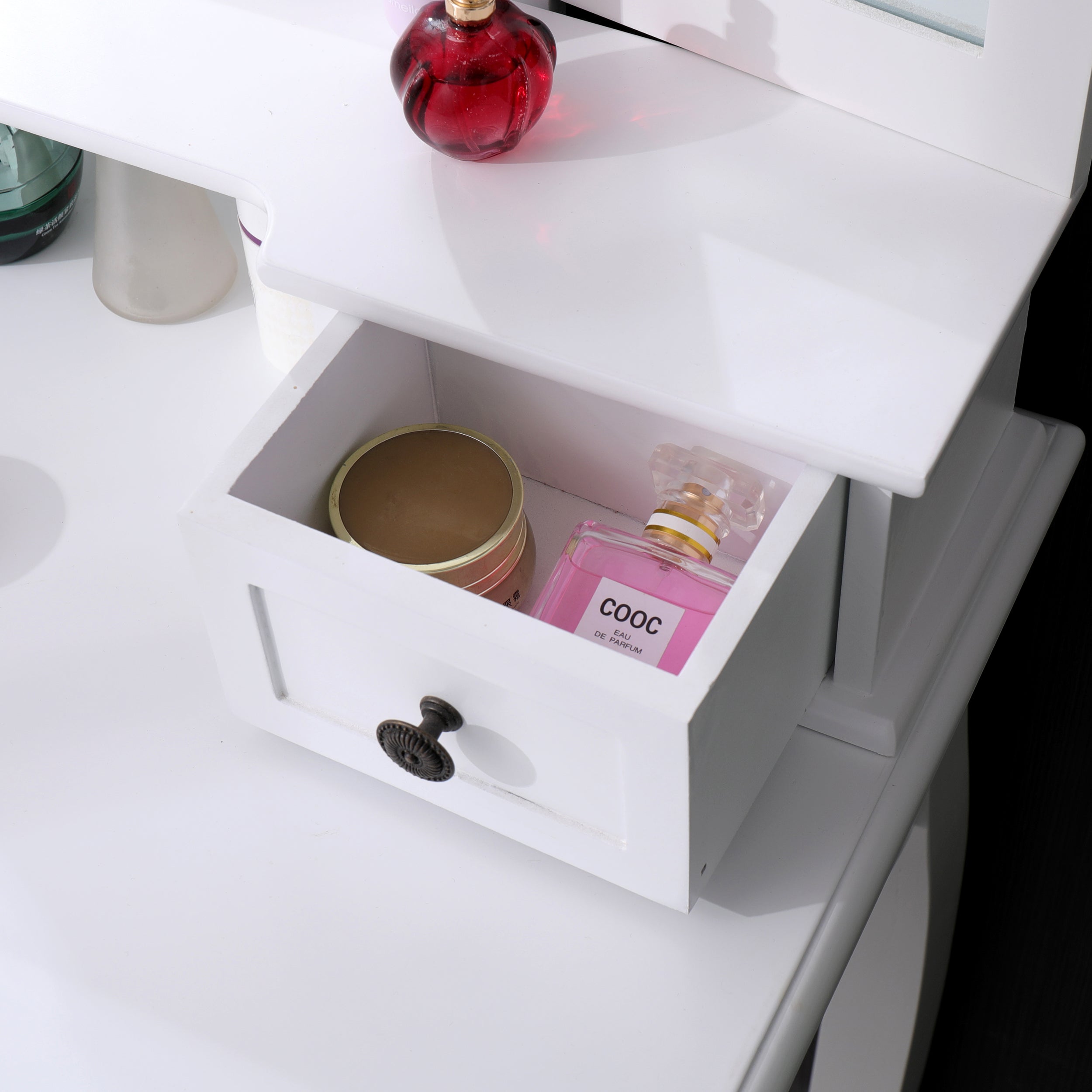 dressing table with drawers